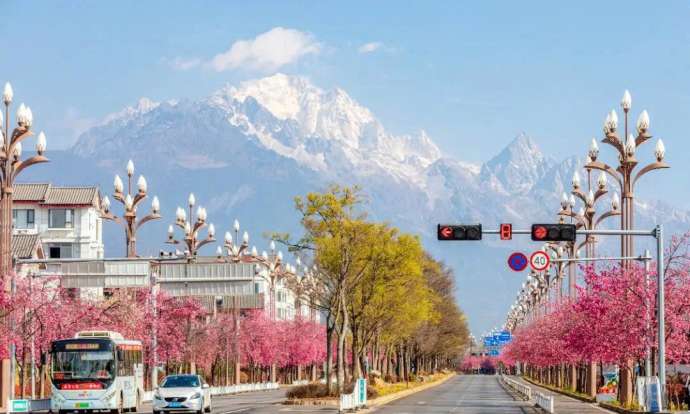 Tour Lệ Giang